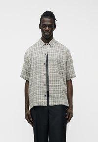 Рубашка с коротким рукавом Рубашка с коротким рукавом