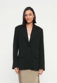 Блейзер Блейзер