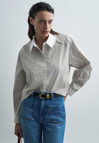 Блузка-рубашка