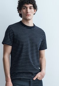 Футболка Футболка