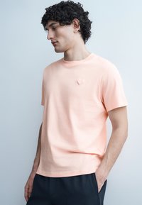 Футболка Футболка