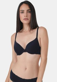 Бюстгальтер Бюстгальтер