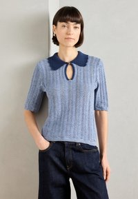 Футболка Футболка