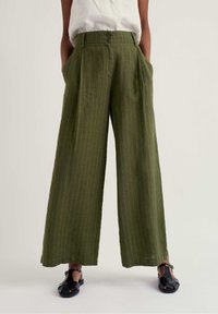 Широкие брюки