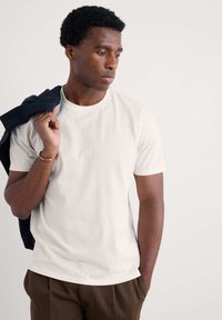 Футболка Футболка