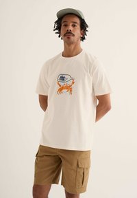 Футболка Футболка