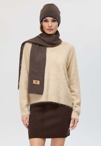 Шапка Шапка