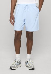 Шорты Шорты