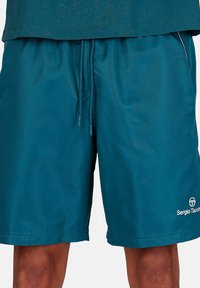 Шорты Шорты