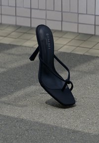 Вьетнамки Вьетнамки