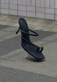 Вьетнамки Вьетнамки