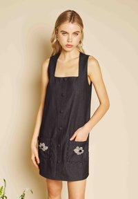 Джинсовое платье