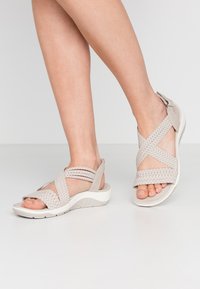 Походные сандалии