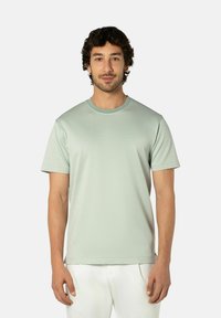 Футболка Футболка