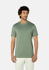 Футболка Футболка