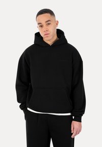 Спортивная кофта