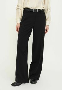 Широкие брюки