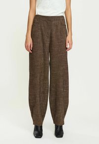 Широкие брюки