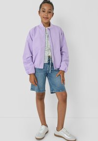 Джинсы Джинсы