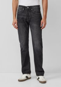 Прямые джинсы Прямые джинсы