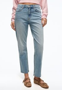 Джинсы Джинсы