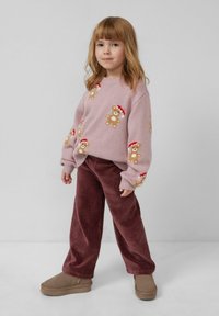 Пуловер Пуловер