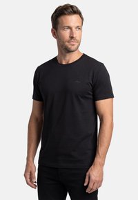 Футболка Футболка