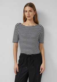 Футболка Футболка