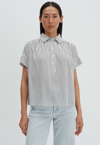 Блузка Блузка