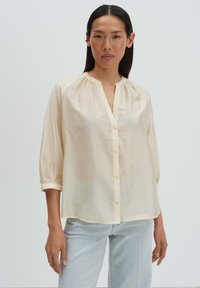 Блузка Блузка