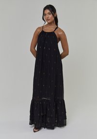 Пляжное платье