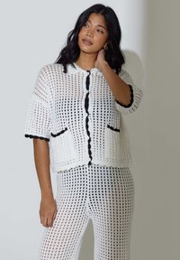 Вязаная кофта Вязаная кофта