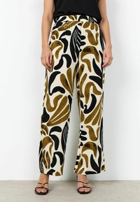 Широкие брюки