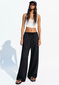 Широкие брюки