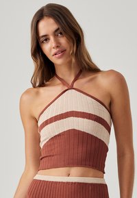 Майка-борцовка