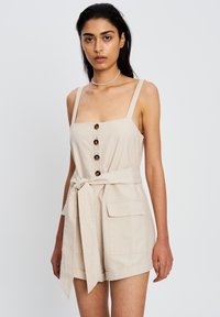 Джинсовый комбинезон