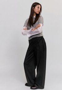 Широкие брюки