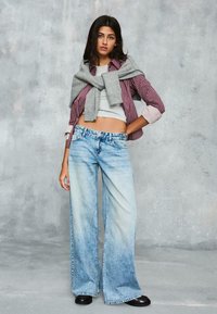 Джинсы Джинсы