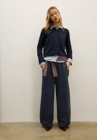 Спортивные штаны Спортивные штаны