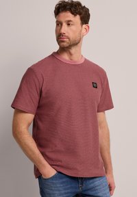 Футболка Футболка