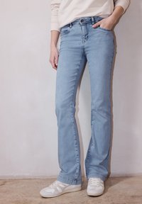 Клешеные брюки Клешеные брюки