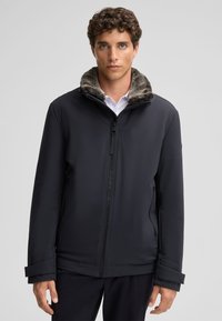 Куртка-дождевик