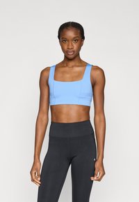 Спортивный бюстгальтер