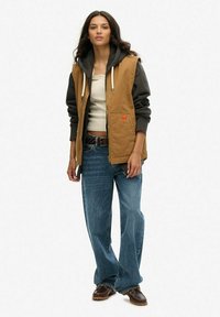 Жилет Жилет