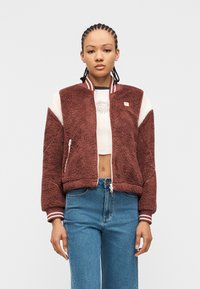 Куртка Куртка