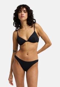 Низ от бикини