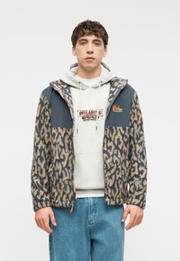 Флисовая кофта