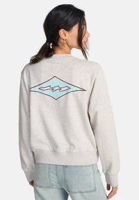 Спортивная толстовка Спортивная толстовка