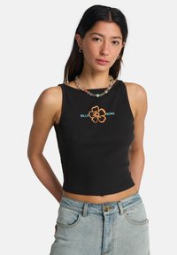 Спортивный топ