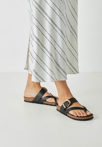 Вьетнамки Вьетнамки